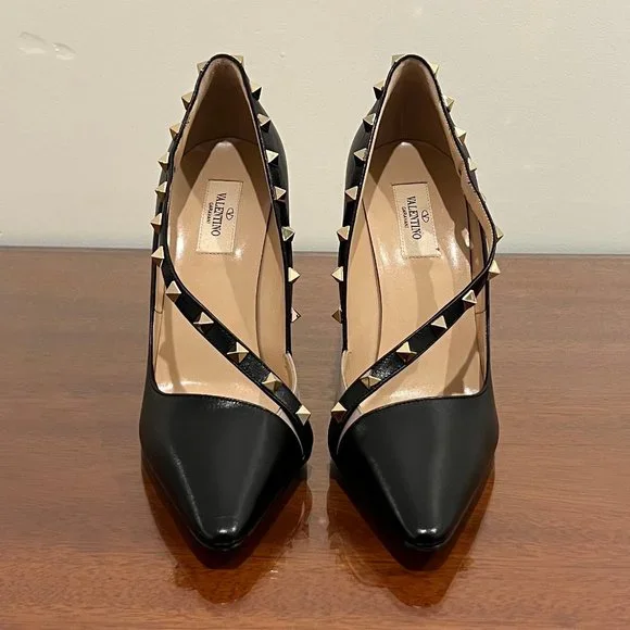 NIB Valentino Garavani Rockstud Leather d'Orsay Pumps - Picture 2 of 11